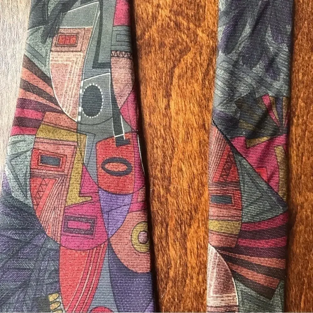 Vintage Structure Tie, Unique Dark Color Combo, Shows Abstract Masks, 100% Silk